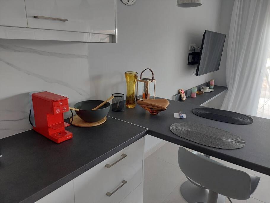 Gesyl Apartment Tolo Ngoại thất bức ảnh